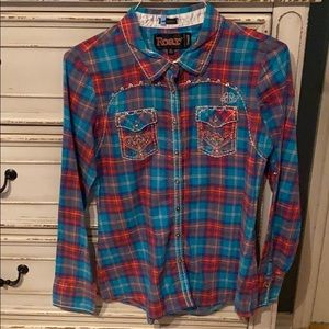 Women’s button up shirt